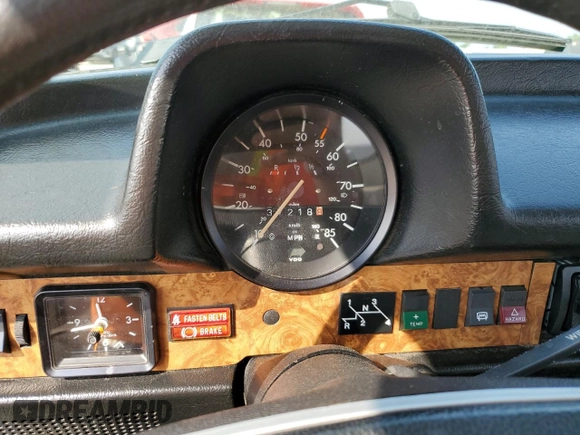 1979 Volkswagen Beetle with VIN 1592042384, listed as a Copart auction lot 76500934 with 37,218 mi miles and Salvage Title. Bid and sale history available at DreamBid. Image 9.