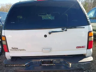 2004 GMC Yukon XL SLT with VIN 3GKEC16Z34G260469, listed as a IAAI auction lot 41557188 with 203,233 mi miles. Bid and sale history available at carsss.com. Image 16.