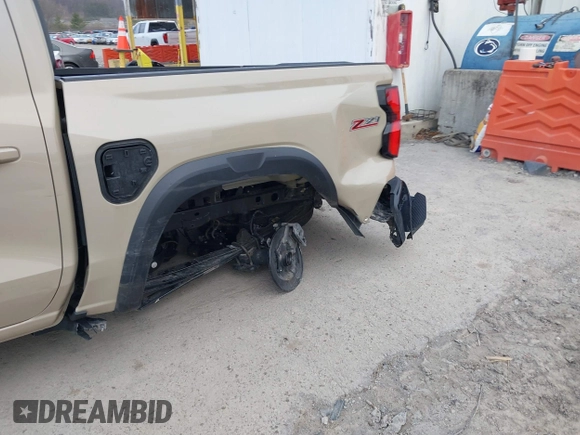 2024 Chevrolet Colorado 4WD Z71 with VIN 1GCPTDEK4R1247018, listed as a IAAI auction lot 41887241 with 1,333 mi miles. Bid and sale history available at carsss.com. Image 19.