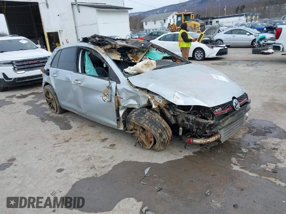 2016 Volkswagen Golf GTI SE w/Performance Pkg with VIN 3VW547AU1GM065836, listed as a IAAI auction lot 41612048 with 157,094 mi miles. Bid and sale history available at carsss.com. Image 1.
