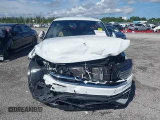 2024 Volkswagen Tiguan SE z VIN 3VV3B7AX3RM120298, wystawiony jako IAAI lot #41862454 z przebiegiem Nie podano mil oraz . Historia ofert i sprzedaży dostępna na DreamBid. Obrazek 12.
