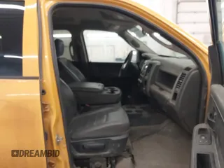 2017 Ram 2500 Tradesman with VIN 3C6TR5CT1HG711596, listed as a IAAI auction lot 42516924 with 44,593 mi miles and . Bid and sale history available at DreamBid. Image 1.