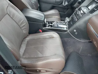 2011 Infiniti FX z VIN JN8AS1MW5BM730229, wystawiony jako IAAI lot #41716870 z przebiegiem 173 436 mil mil oraz . Historia ofert i sprzedaży dostępna na DreamBid. Obrazek 5.