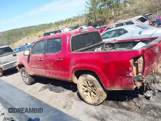2018 Toyota Tacoma SR with VIN 5TFCZ5AN1JX154722, listed as a IAAI auction lot 41693606 with 123,916 mi miles. Bid and sale history available at carsss.com. Image 14.