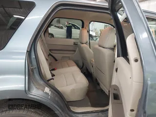 2011 Ford Escape Hybrid с VIN 1FMCU5K34BKC19603, выставлен на аукционе IAAI как лот 41895045 с пробегом 117 922 миль миль и . История ставок и продаж доступна на DreamBid. Изображение 8.