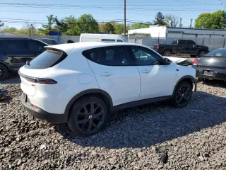 2024 Dodge Hornet GT Plus with VIN ZACNDFBN9R3A26665, listed as a Copart auction lot 54555225 with 8,453 mi miles and Salvage title. Bid and sale history available at DreamBid. Image 3.