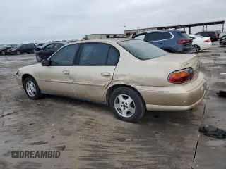 2004 Chevrolet Classic with VIN 1G1ND52F14M700223, listed as a Copart auction lot 83211884 with 247,529 mi miles and Salvage Title. Bid and sale history available at carsss.com. Image 2.