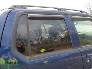 2005 Ford Explorer Sport Trac XLS z VIN 1FMZU77K55UB60334, wystawiony jako IAAI lot #41984083 z przebiegiem Nie podano mil oraz . Historia ofert i sprzedaży dostępna na DreamBid. Obrazek 8.