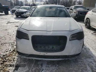 2015 Chrysler 300 S with VIN 2C3CCABG0FH797203, listed as a Copart auction lot 43974915 with 159,216 mi miles and Salvage Title. Bid and sale history available at DreamBid. Image 5.