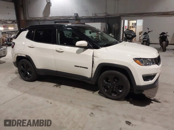 2018 Jeep Compass Latitude with VIN 3C4NJDBB6JT453973, listed as a IAAI auction lot 41153555 with 105,210 mi miles. Bid and sale history available at carsss.com. Image 1.