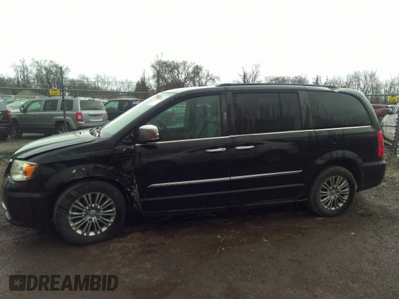 2015 Chrysler Town & Country Touring L with VIN 2C4RC1CG7FR539937, listed as a IAAI auction lot 41817807 with 158,400 mi miles and . Bid and sale history available at carsss.com. Image 14.