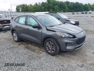 2021 Ford Escape S с VIN 1FMCU0F68MUA49583, выставлен на аукционе IAAI как лот 39739099 с пробегом 21 370 миль миль и . История ставок и продаж доступна на DreamBid. Изображение 1.