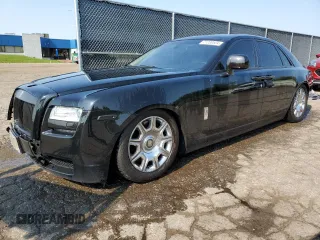 2010 Rolls-Royce Ghost z VIN SCA664S54AUX49006, wystawiony jako Copart lot #71230504 z przebiegiem Nie podano mil oraz Tytuł czysty. Historia ofert i sprzedaży dostępna na DreamBid. Obrazek 2.