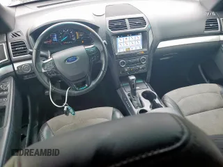 2017 Ford Explorer XLT with VIN 1FM5K7D86HGA69038, listed as a Copart auction lot 60349135 with 139,562 mi miles and Salvage title. Bid and sale history available at DreamBid. Image 8.