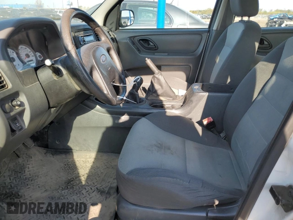 2006 Ford Escape XLS with VIN 1FMYU02Z76KC14463, listed as a Copart auction lot 75658534 with 215,627 mi miles and Clean Title. Bid and sale history available at carsss.com. Image 7.
