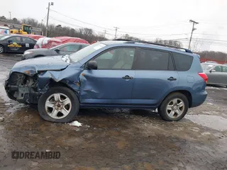 2007 Toyota RAV4 with VIN JTMZD33V376049723, listed as a IAAI auction lot 41560555 with 144,930 mi miles. Bid and sale history available at carsss.com. Image 14.