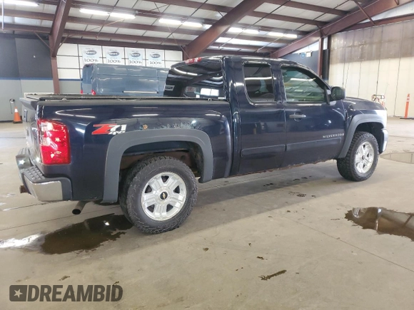 2008 Chevrolet Silverado 1500 LTZ with VIN 1GCEK19088Z220504, listed as a Copart auction lot 42056945 with 196,584 mi miles and Clean Title. Bid and sale history available at carsss.com. Image 3.
