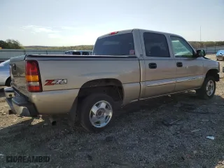2006 GMC Sierra 1500 SLT with VIN 2GTEK13T161190951, listed as a Copart auction lot 51328155 with 230,132 mi miles and Salvage Title. Bid and sale history available at carsss.com. Image 3.