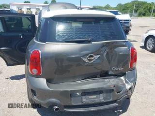 2012 MINI Countryman S z VIN WMWZC3C55CWL83472, wystawiony jako IAAI lot #42289981 z przebiegiem 101 812 mil mil oraz . Historia ofert i sprzedaży dostępna na DreamBid. Obrazek 6.