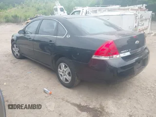 2008 Chevrolet Impala LS z VIN 2G1WB58K681216564, wystawiony jako IAAI lot #42288699 z przebiegiem 34 973 mil mil oraz . Historia ofert i sprzedaży dostępna na DreamBid. Obrazek 3.
