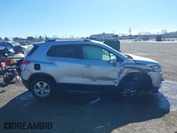 2015 Chevrolet Trax LT with VIN 3GNCJRSB8FL255740, listed as a IAAI auction lot 41561643 with 144,671 mi miles. Bid and sale history available at carsss.com. Image 13.