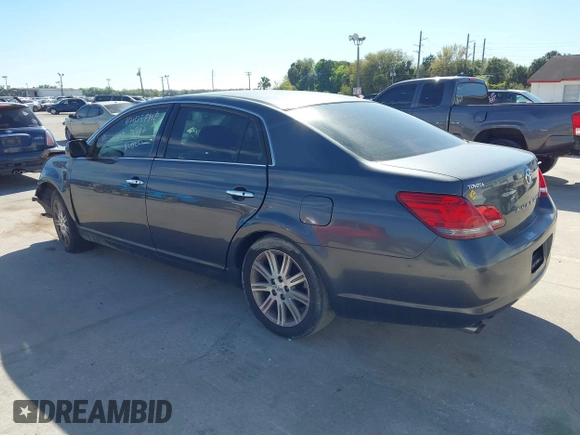 2008 Toyota Avalon XL with VIN 4T1BK36B68U322445, listed as a IAAI auction lot 41749297 with 230,764 mi miles. Bid and sale history available at carsss.com. Image 3.