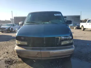 1999 GMC Safari with VIN 1GKEL19W0XB509860, listed as a Copart auction lot 84671294 with 141,872 mi miles and Salvage Title. Bid and sale history available at carsss.com. Image 5.