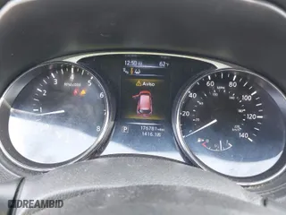 2014 Nissan Rogue SV with VIN 5N1AT2MT2EC776529, listed as a IAAI auction lot 41521664 with 176,781 mi miles. Bid and sale history available at carsss.com. Image 7.