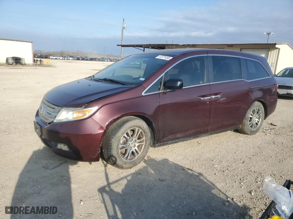 2013 Honda Odyssey EX with VIN 5FNRL5H44DB063046, listed as a Copart auction lot 41371455 with 309,518 mi miles and Salvage Title. Bid and sale history available at carsss.com. Image 1.