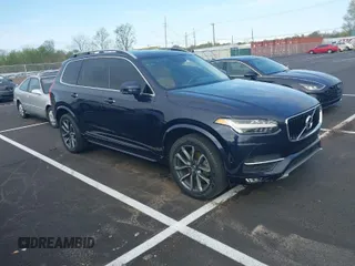 2016 Volvo XC90 T6 Momentum with VIN YV4A22PKXG1045546, listed as a IAAI auction lot 41928078 with 136,790 mi miles. Bid and sale history available at carsss.com. Image 1.
