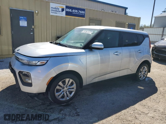 2021 Kia Soul LX with VIN KNDJ23AU0M7760492, listed as a Copart auction lot 49976655 with 108,740 mi miles and Clean Title. Bid and sale history available at carsss.com. Image 1.