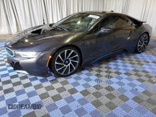 2014 BMW i8 z VIN WBY2Z2C51EVX64725, wystawiony jako Copart lot #75300584 z przebiegiem 44 466 mil mil oraz Nie do naprawy • Non repairable. Historia ofert i sprzedaży dostępna na DreamBid. Obrazek 1.
