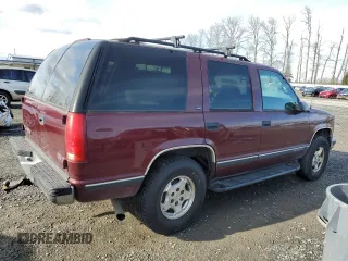 1998 GMC Yukon with VIN 1GKEK13R4WJ719517, listed as a Copart auction lot 44651715 with 230,062 mi miles and Clean Title. Bid and sale history available at carsss.com. Image 3.