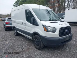 2019 Ford Transit z VIN 1FTYR1CM5KKA64779, wystawiony jako IAAI lot #41947063 z przebiegiem 101 834 mil mil oraz . Historia ofert i sprzedaży dostępna na DreamBid. Obrazek 1.