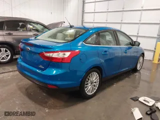 2012 Ford Focus SEL with VIN 1FAHP3H21CL451033, listed as a IAAI auction lot 41968123 with 39,796 mi miles. Bid and sale history available at carsss.com. Image 4.