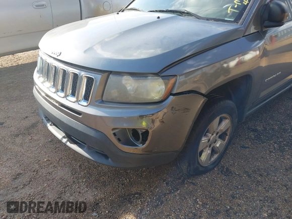 2014 Jeep Compass Sport with VIN 1C4NJCBA9ED594548, listed as a IAAI auction lot 41953586 with 194,593 mi miles. Bid and sale history available at carsss.com. Image 6.