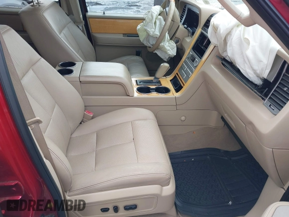 2008 Lincoln Navigator with VIN 5LMFU28518LJ18538, listed as a IAAI auction lot 41546111 with 123,174 mi miles. Bid and sale history available at carsss.com. Image 5.