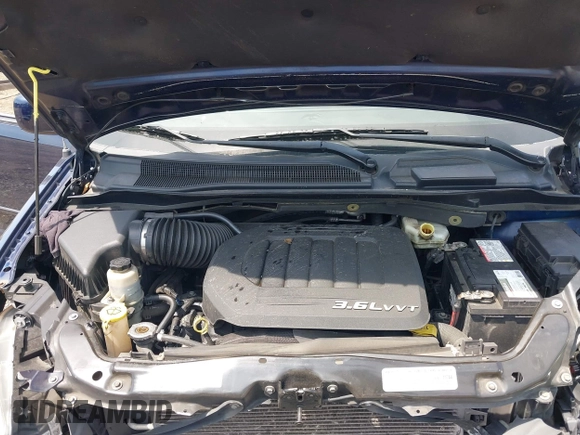 2015 Chrysler Town & Country LX with VIN 2C4RC1AG6FR677570, listed as a IAAI auction lot 39881299 with 154,328 mi miles and . Bid and sale history available at carsss.com. Image 10.