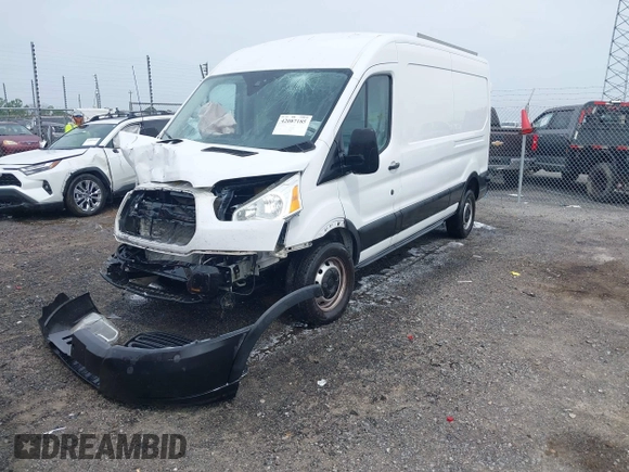 2018 Ford Transit z VIN 1FTYR2CM6JKA77870, wystawiony jako IAAI lot #42087185 z przebiegiem 142 452 mil mil oraz . Historia ofert i sprzedaży dostępna na DreamBid. Obrazek 18.