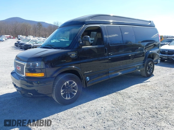 2018 GMC Savana Cargo Van with VIN 1GTW7BFG5J1160683, listed as a IAAI auction lot 41822345 with 81,359 mi miles. Bid and sale history available at carsss.com. Image 22.