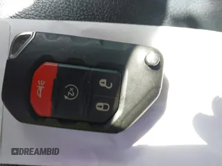 2023 Jeep Gladiator Rubicon z VIN 1C6JJTBG2PL509200, wystawiony jako IAAI lot #42537312 z przebiegiem Nie podano mil oraz . Historia ofert i sprzedaży dostępna na DreamBid. Obrazek 10.
