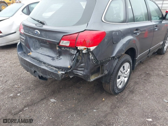 2010 Subaru Outback with VIN 4S4BRCAC1A3374122, listed as a IAAI auction lot 41190853 with 118,207 mi miles. Bid and sale history available at carsss.com. Image 6.