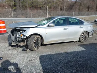 2018 Nissan Altima 2.5 SV with VIN 1N4AL3AP4JC167847, listed as a IAAI auction lot 41522367 with 129,215 mi miles. Bid and sale history available at carsss.com. Image 14.