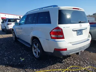 2008 Mercedes-Benz GL-Class 5.5L with VIN 4JGBF86E08A349444, listed as a IAAI auction lot 40992114 with 93,553 mi miles. Bid and sale history available at carsss.com. Image 3.