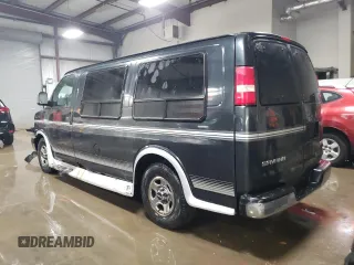 2004 GMC Savana Cargo Van YF7 Upfitter with VIN 1GDFG15T041147283, listed as a Copart auction lot 82193844 with 264,051 mi miles and Salvage Title. Bid and sale history available at carsss.com. Image 2.