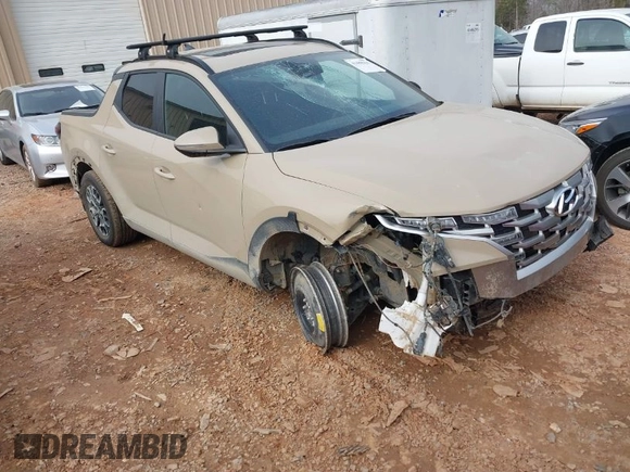 2023 Hyundai Santa Cruz SEL Premium z VIN 5NTJDDAF7PH046605, wystawiony jako IAAI lot #41488316 z przebiegiem 68 562 mil mil oraz . Historia ofert i sprzedaży dostępna na DreamBid. Obrazek 1.