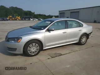 2015 Volkswagen Passat Limited Edition z VIN 1VWAT7A34FC091016, wystawiony jako Copart lot #59130095 z przebiegiem 71 819 mil mil oraz Szkoda całkowita • Salvage title. Historia ofert i sprzedaży dostępna na DreamBid. Obrazek 1.