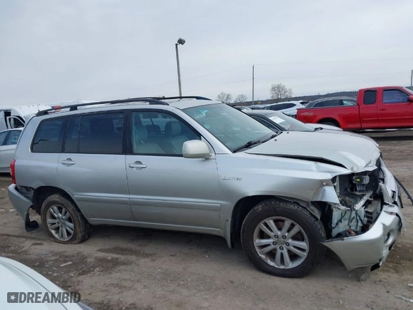 2006 Toyota Highlander Hybrid with VIN JTEEW21A660005649, listed as a IAAI auction lot 41616983 with 265,757 mi miles. Bid and sale history available at carsss.com. Image 13.
