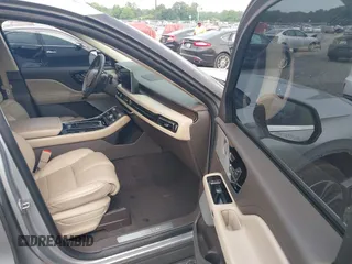 2020 Lincoln Aviator Reserve with VIN 5LM5J7XC8LGL32204, listed as a IAAI auction lot 42406158 with 83,227 mi miles and . Bid and sale history available at DreamBid. Image 5.