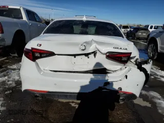 2018 Alfa Romeo Giulia with VIN ZARFAEDNXJ7563422, listed as a Copart auction lot 40852283 with 0 mi miles. Bid and sale history available at carsss.com. Image 6.